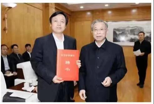 九位法学博导被聘为中共山东省委法律顾问